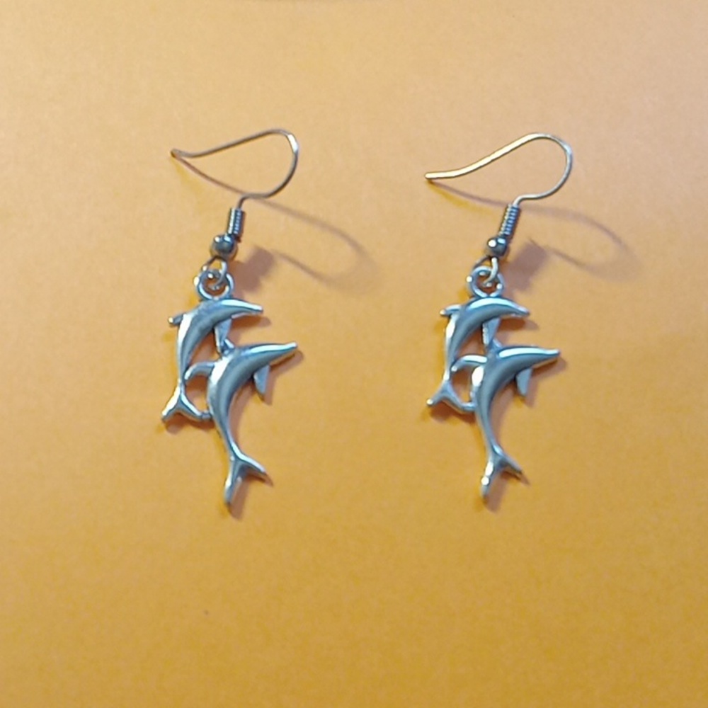 Dolphin 🐬 Earrings